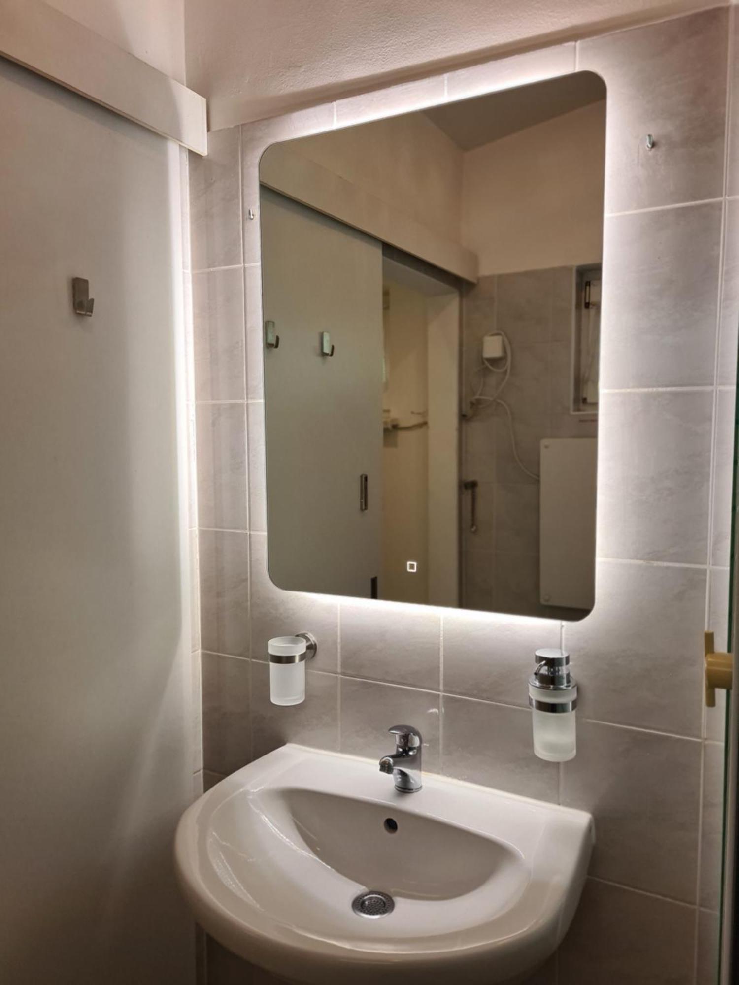 Small-Comfy Guest House In Donaustadt Garden - Not Shared! Vienne Extérieur photo